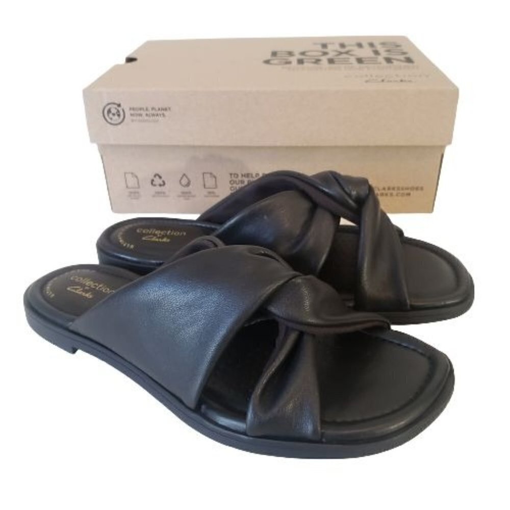 Clarks Women's Reyna Twist Flat Sandal size 7 New in Box
